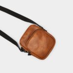 Bolso tipo cartera de piel sintética